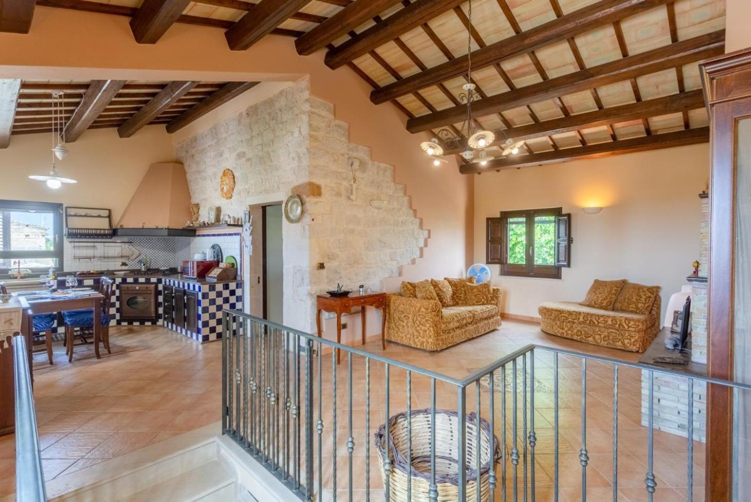 Villa Aziz Шикли Экстерьер фото
